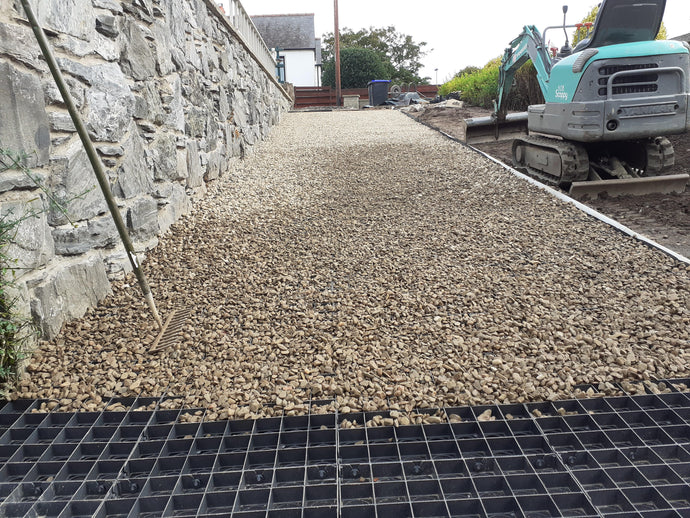 How to create and surface sloped driveways